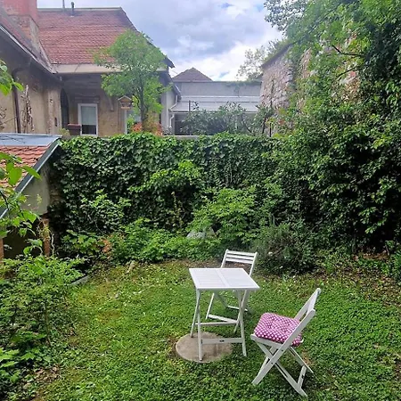 Apartment Magic Garden In The Heart Of *